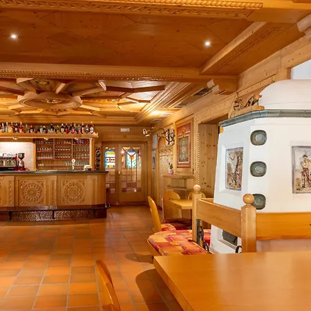 Hotel Villa Jolanda-3